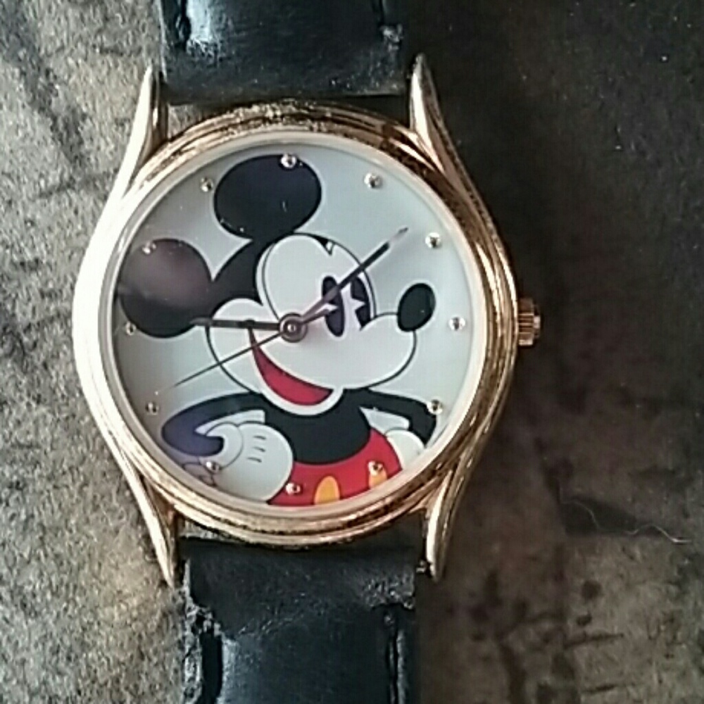 Disney Mickey Mouse watch